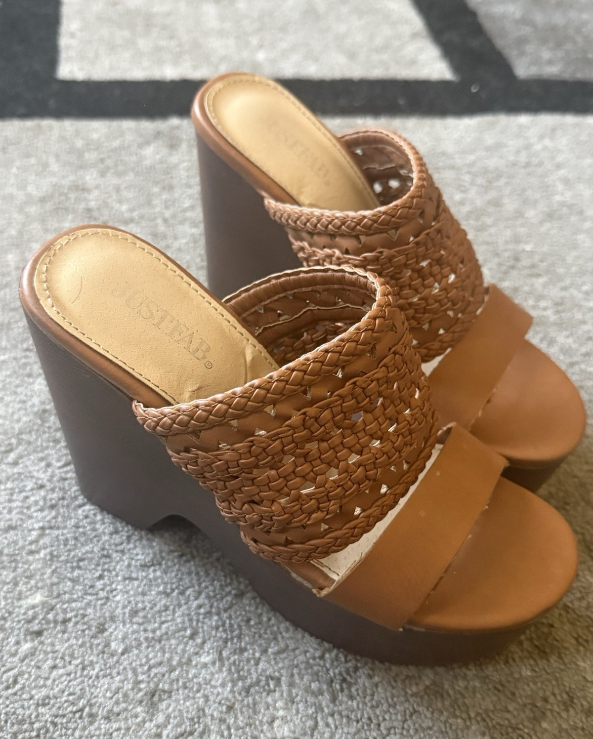 Seychelles Women’s Brown Braided Faux Leather Slide Sandals Slip-On US 5.5