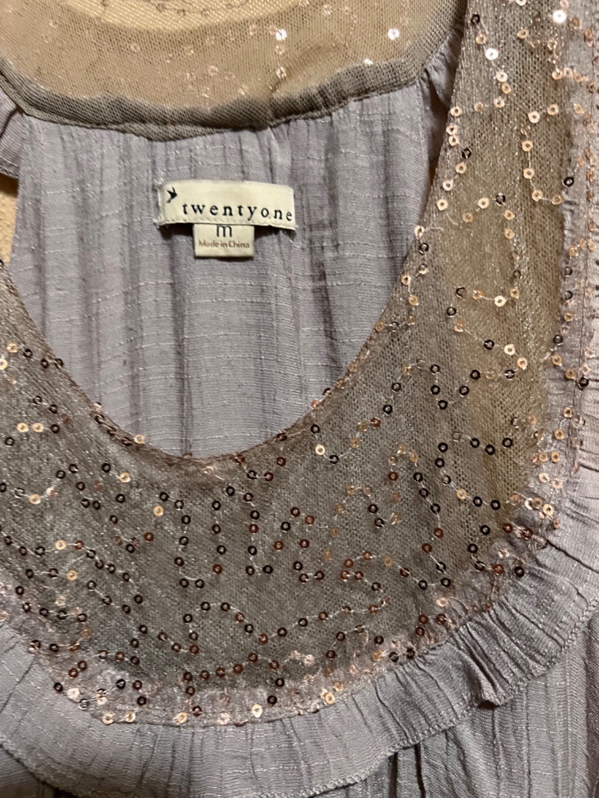 Twentyone sequined above the knee pullover shift dress, size medium
