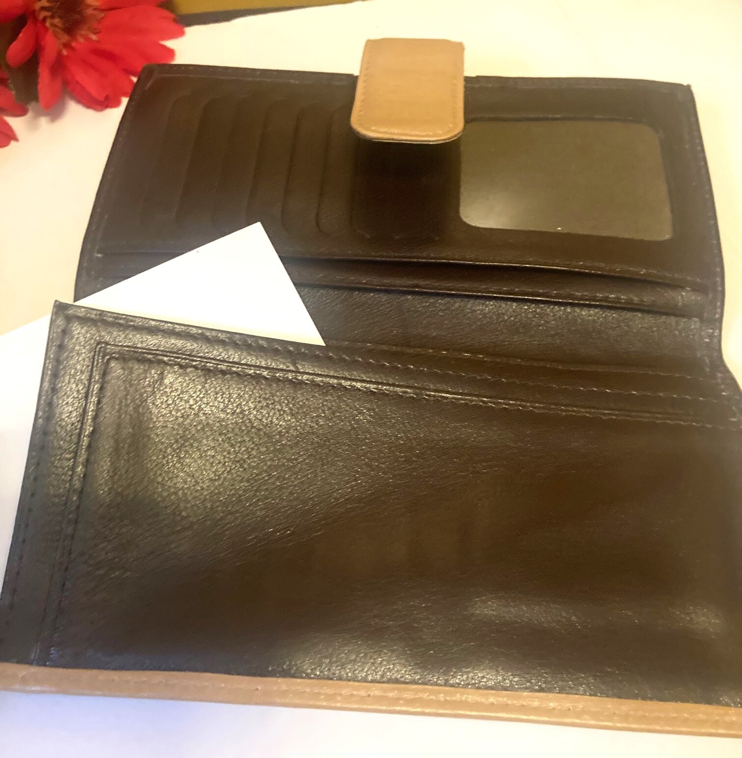 ERA Faux Leather Wallet Black & Tan Bills Checkbook Credit Cards & Coin 7″W NEW
