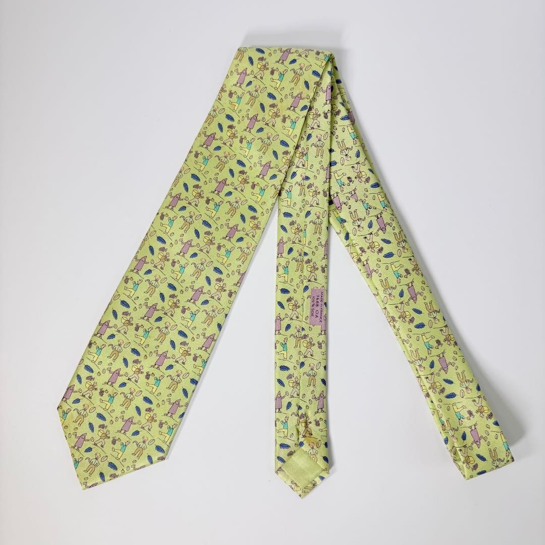 HERMES All-over Pattern Silk Necktie Greenish Made in France 146cm 9cm Pre-owned
