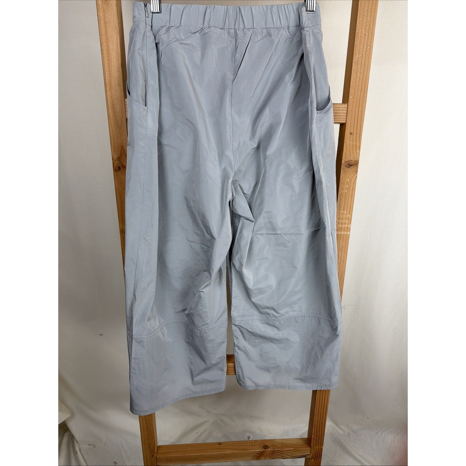 NWT Ever Sassy Parachute Grey Zip Side Elastic Waist Capri Pant #1138 XL