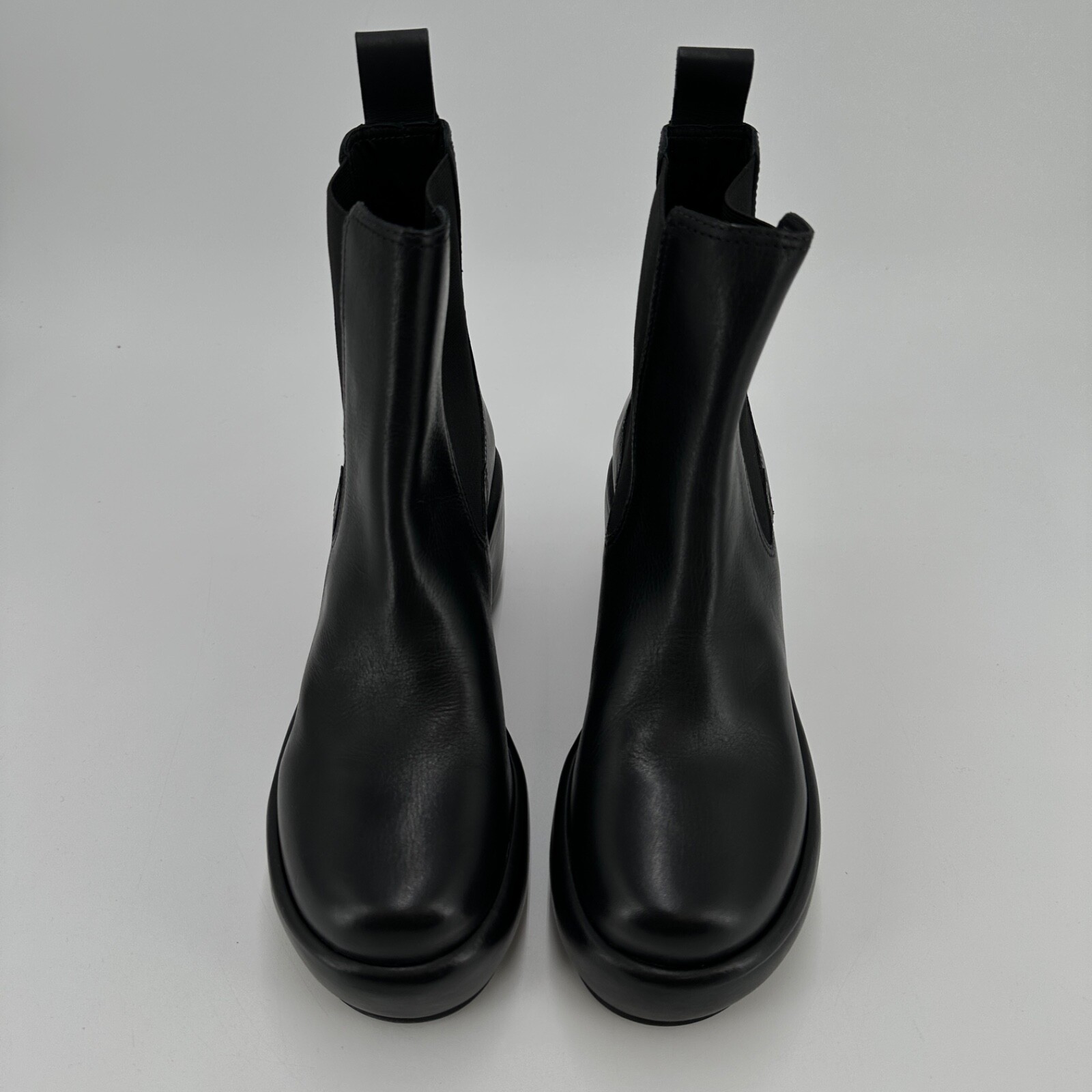 Everlane The Puffa Boot in Black size 9 Chelsea Ankle 3.25″ Chunky Platform