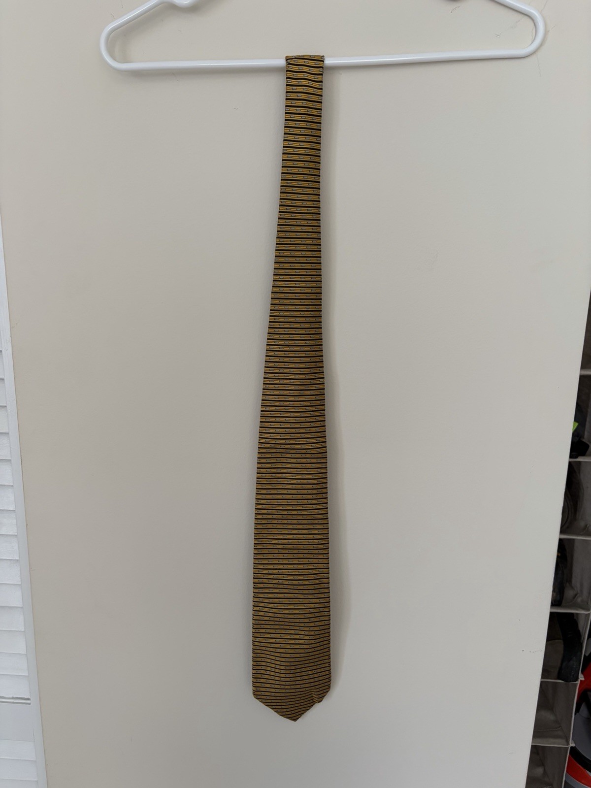 N Peal Men’s Silk Tie Gold & Blue Geometric Pattern Woven Pointed One Size