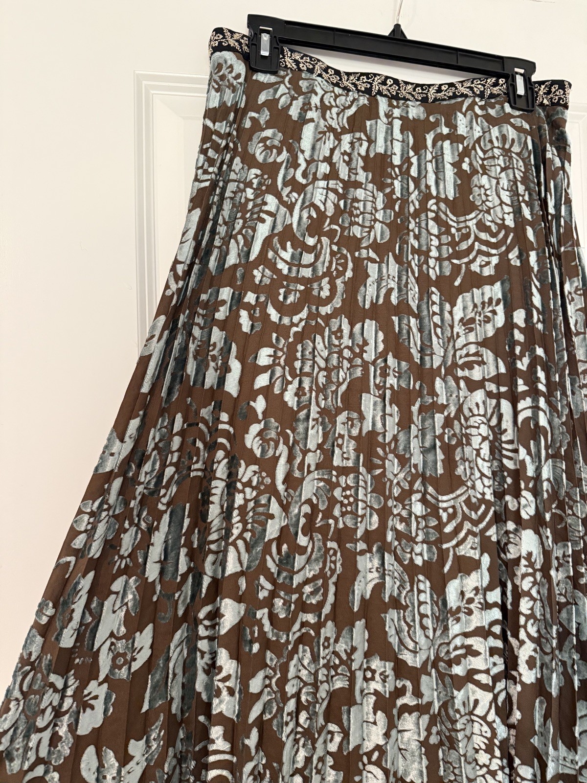 Soft Surroundings Pleated Velour Burnout Maxi Skirt Boho Velvet Floral Sz 10