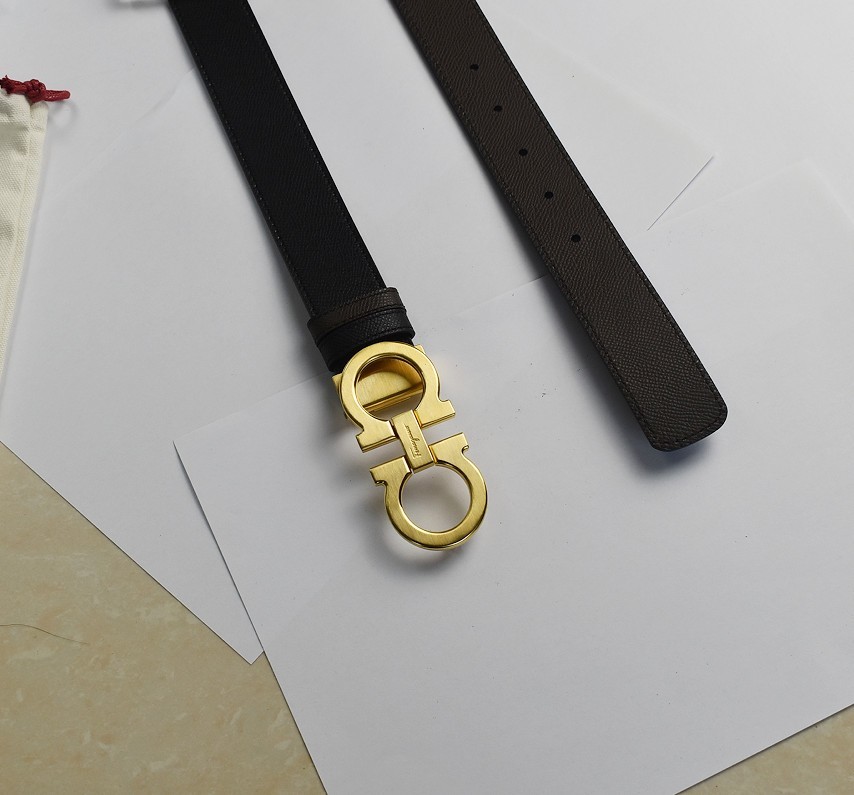 Ferragamo Men’s Reversible/Adjustable Gancini Belt，Golden finish buckle 120cm