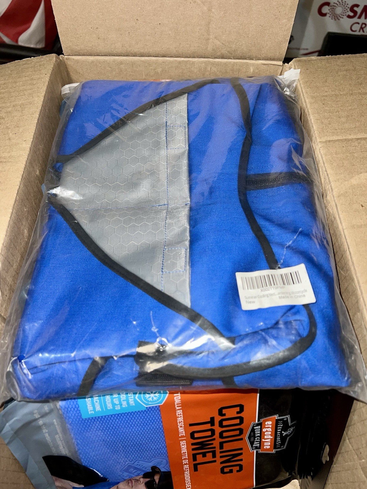 Ergodyne Chill-Its 6602 Cooling Towels + Bonus Cool Vest-New Case Lot of 24