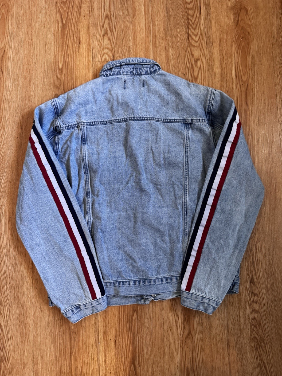 Pacsun Light Blue Denim Jacket With Stripes – Medium