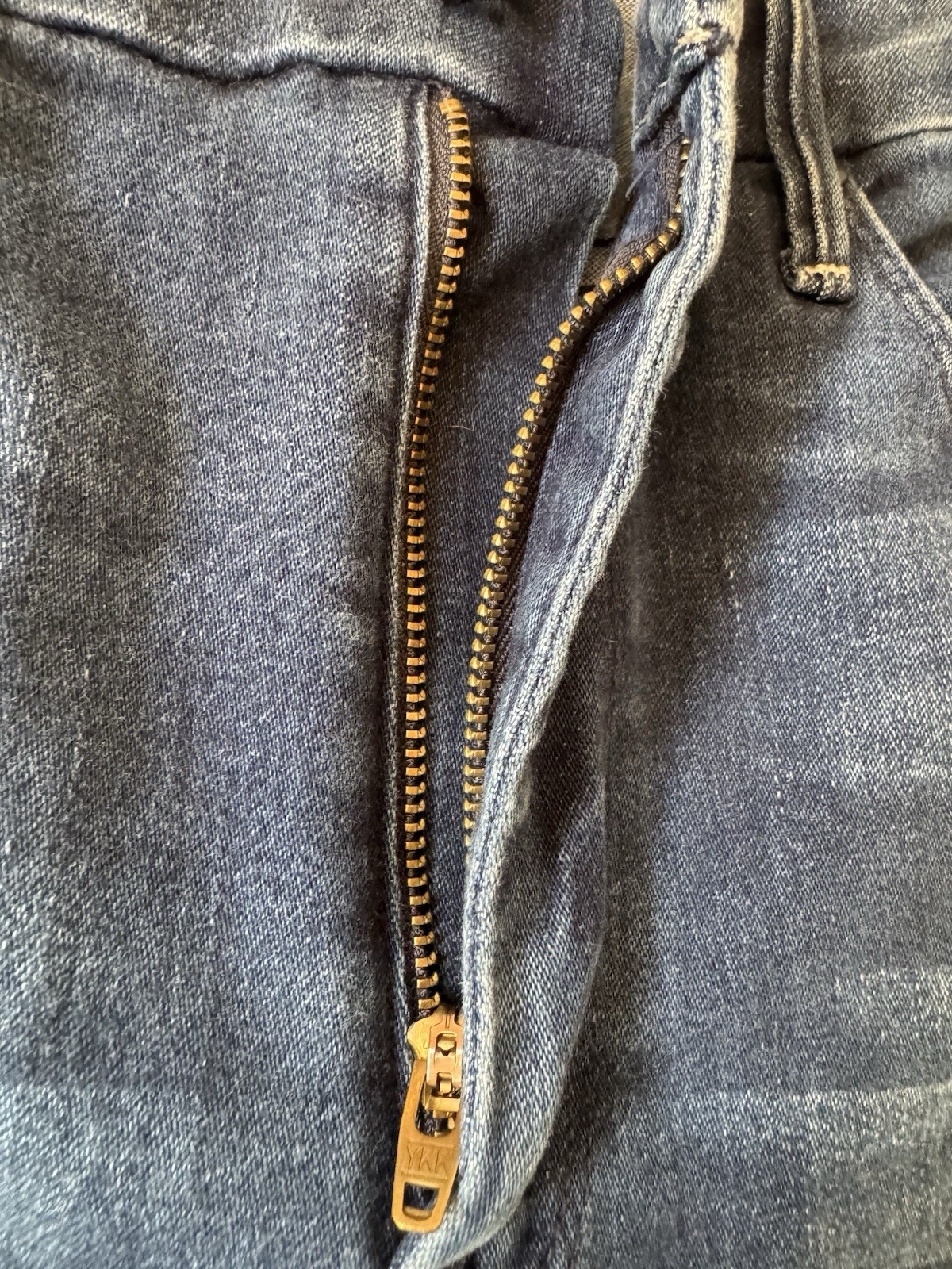 Mother Blue Jeans High Waisted Looker Ankle in The Road to Paradise Size 27