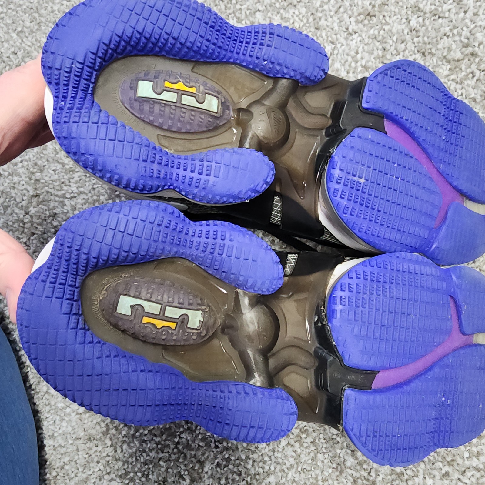 Nike LeBron 19 Hardwood Classic Laker Purple Gold Black Men Size 9.5