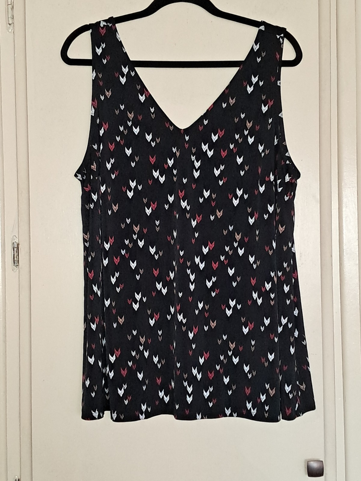 Torrid 1 Black V-neck Tank Blouse