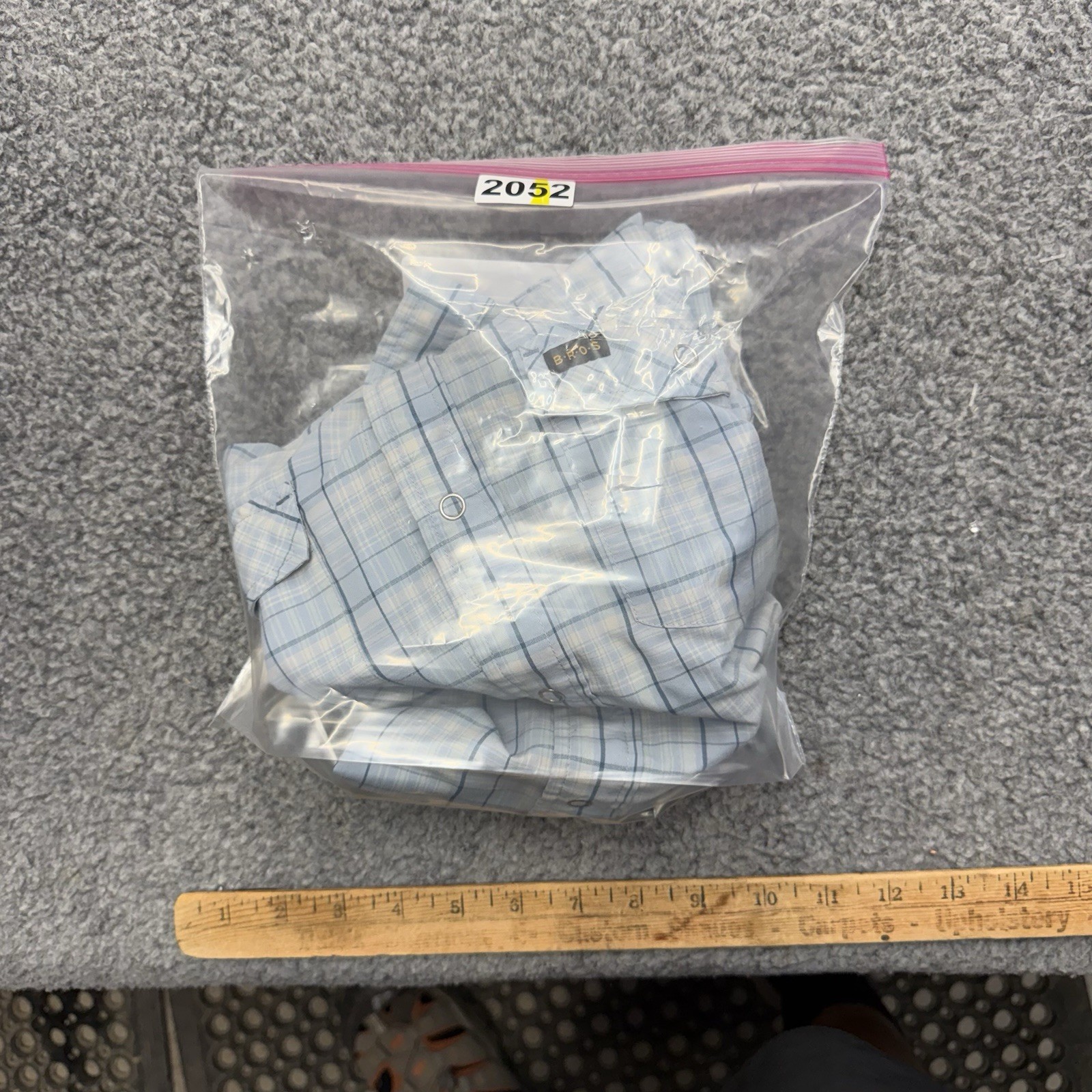 Howler Brothers Tech Shirt Mens Medium Snap Button Nylon Poly Vented Quick Dry