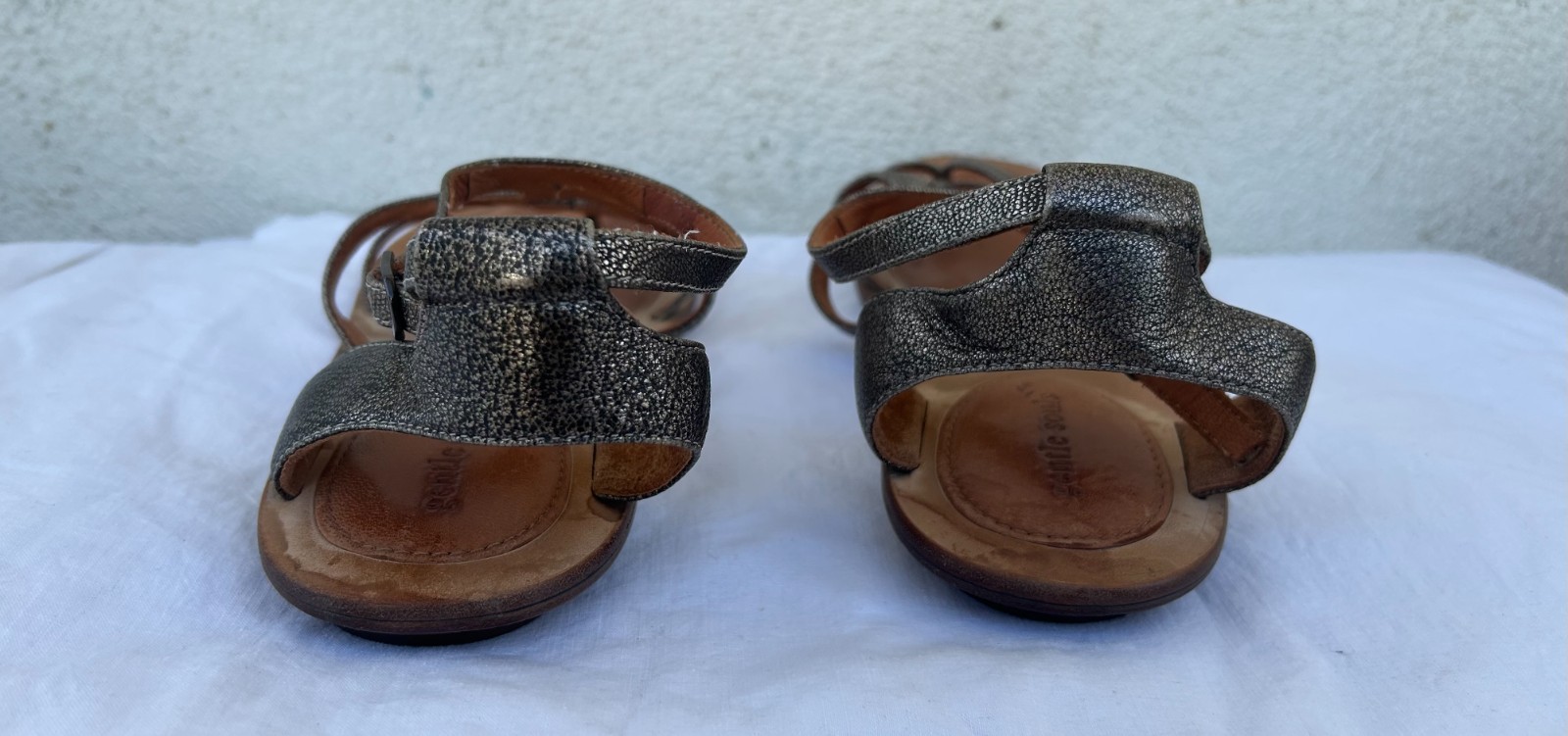 Women’s Gentle Souls Once Upon a Star Gladiator Sandals 8M Metallic Bronze