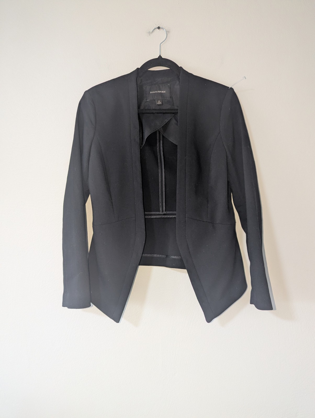 Banana Republic Cutaway Black Open Front Blazer Size 10