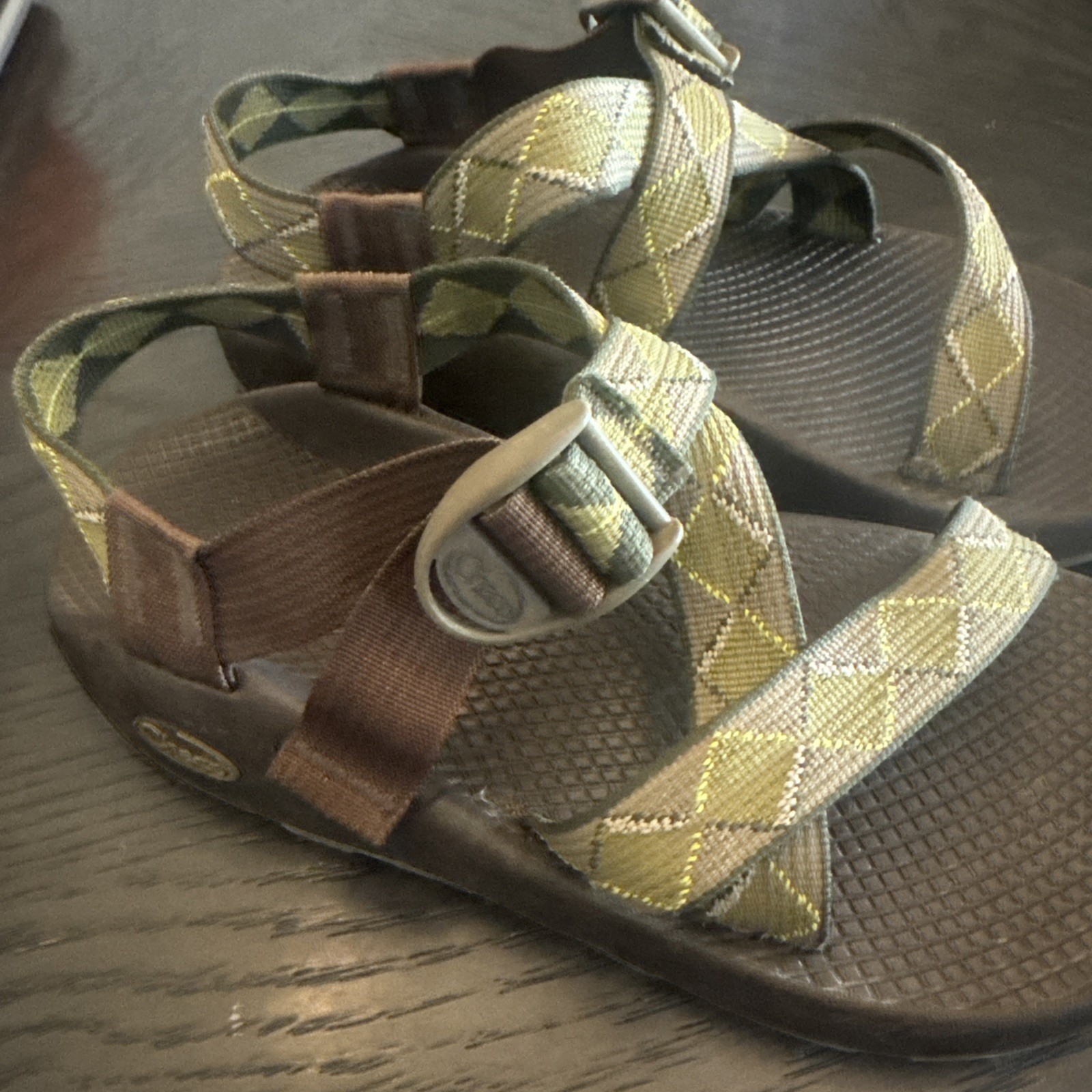 Chaco Z/1 Classic Mens Size 7 Sport Sandals Olive Green Vibram Hiking Womens 8.5