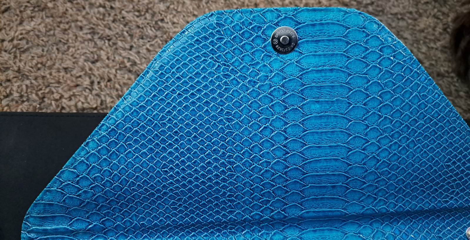 Blue Snakeskin Embossed Envelope Clutch Snap Closure w/ Detachable Strap
