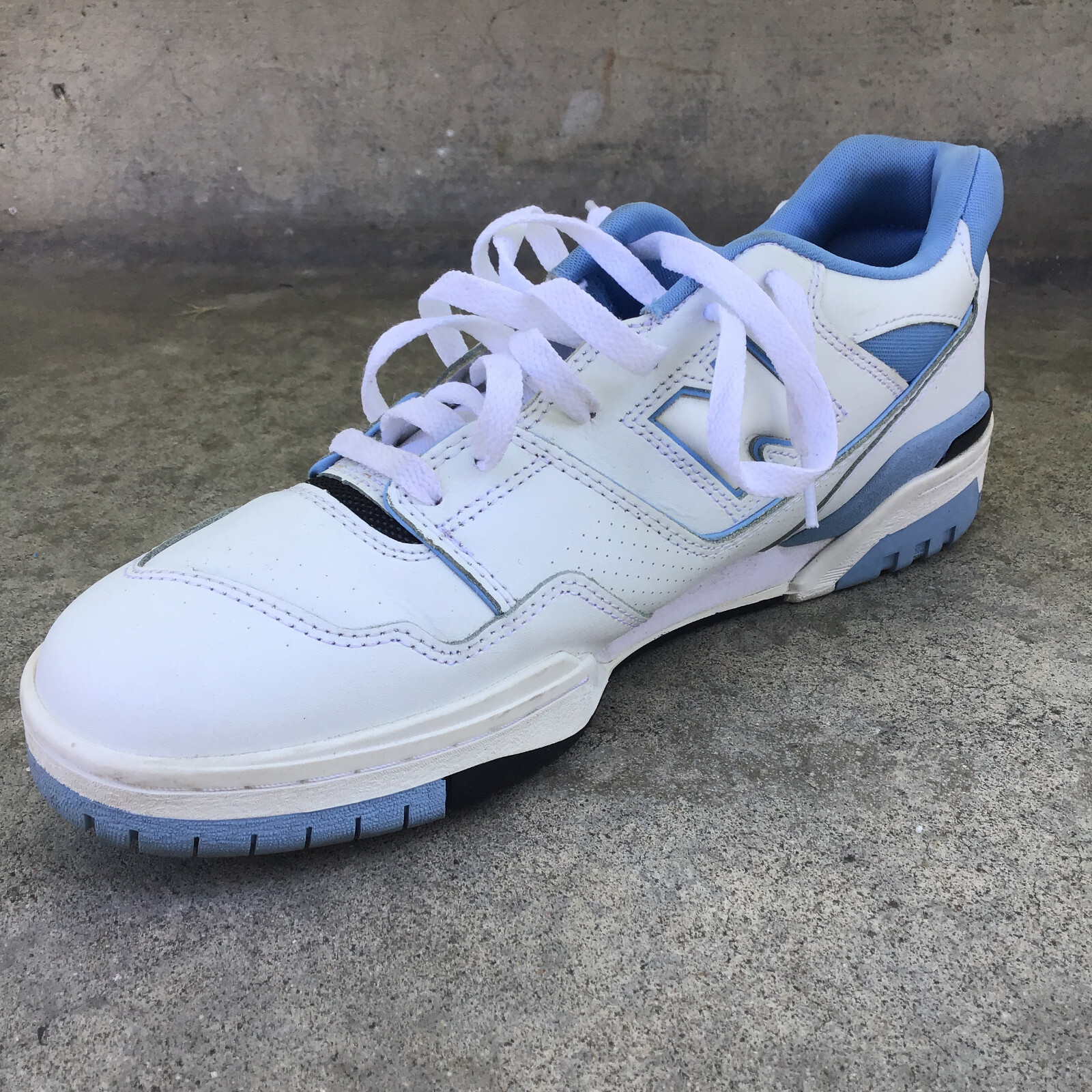 New Balance 550 UNC White University Blue White Men Size 13 BB550HL1