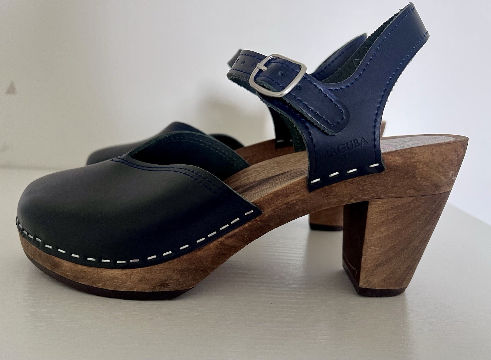 HTF Maguba Sweden Florence Wooden Clogs High Heel Tulip Cut Navy Leather Size 39