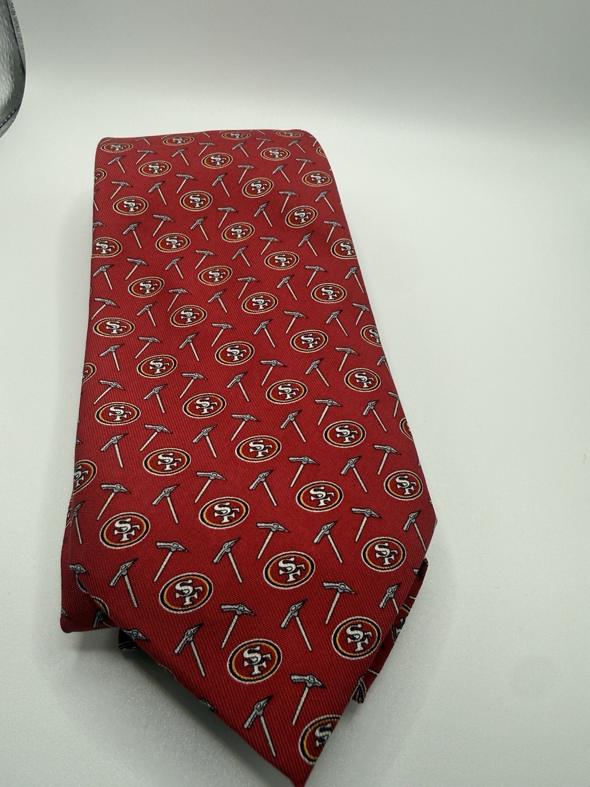 Vineyard Vines 100% Silk Hand Made Ansley Golf Club 1912 Red Tie New 60″