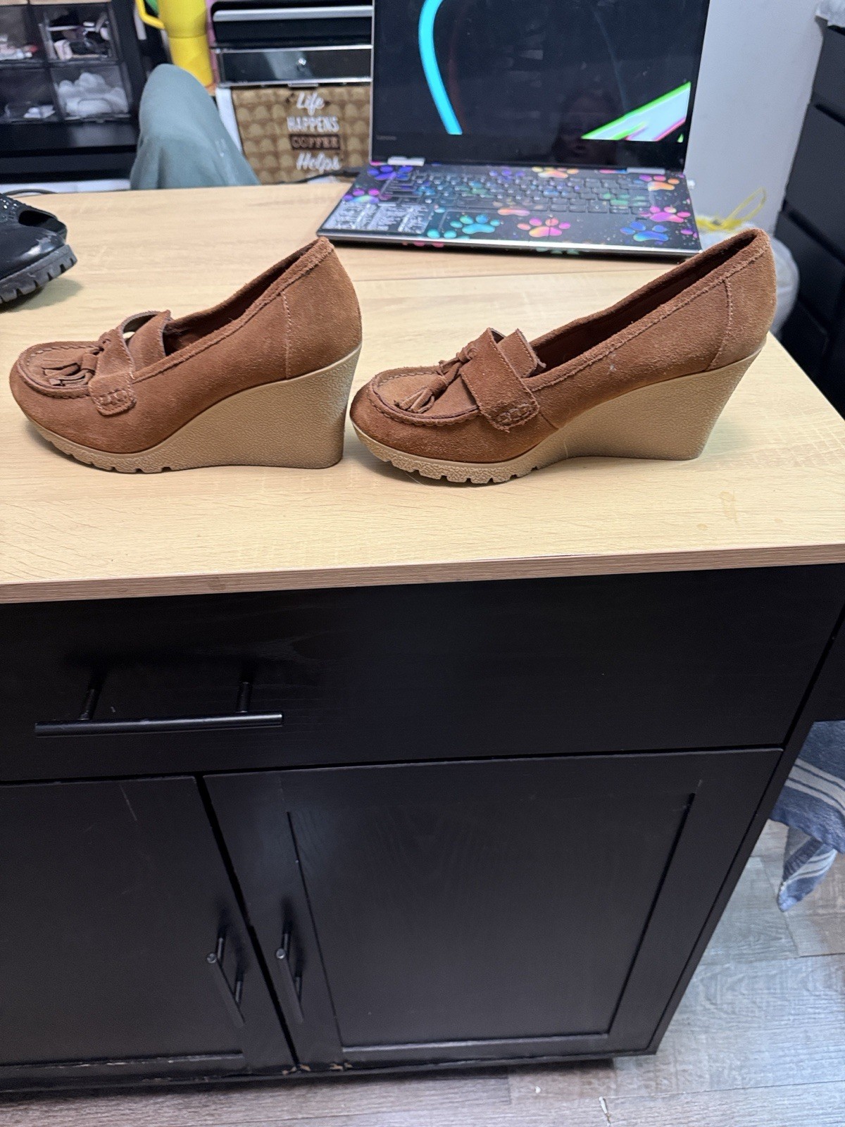 MIA Women’s Brown Suede Tassel Slip-On Wedge Heel Round Toe Solid Size 8