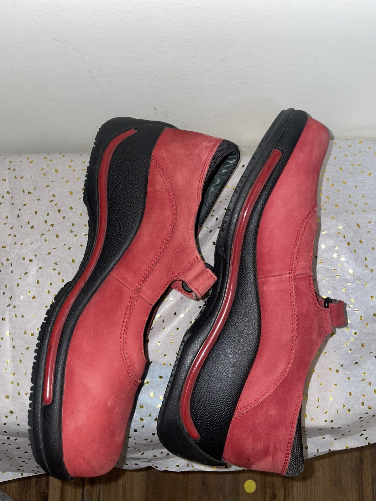 Dansko Women Red Mary Jane Comfort Shoe Size US 7.5/8 EU 38 Suede