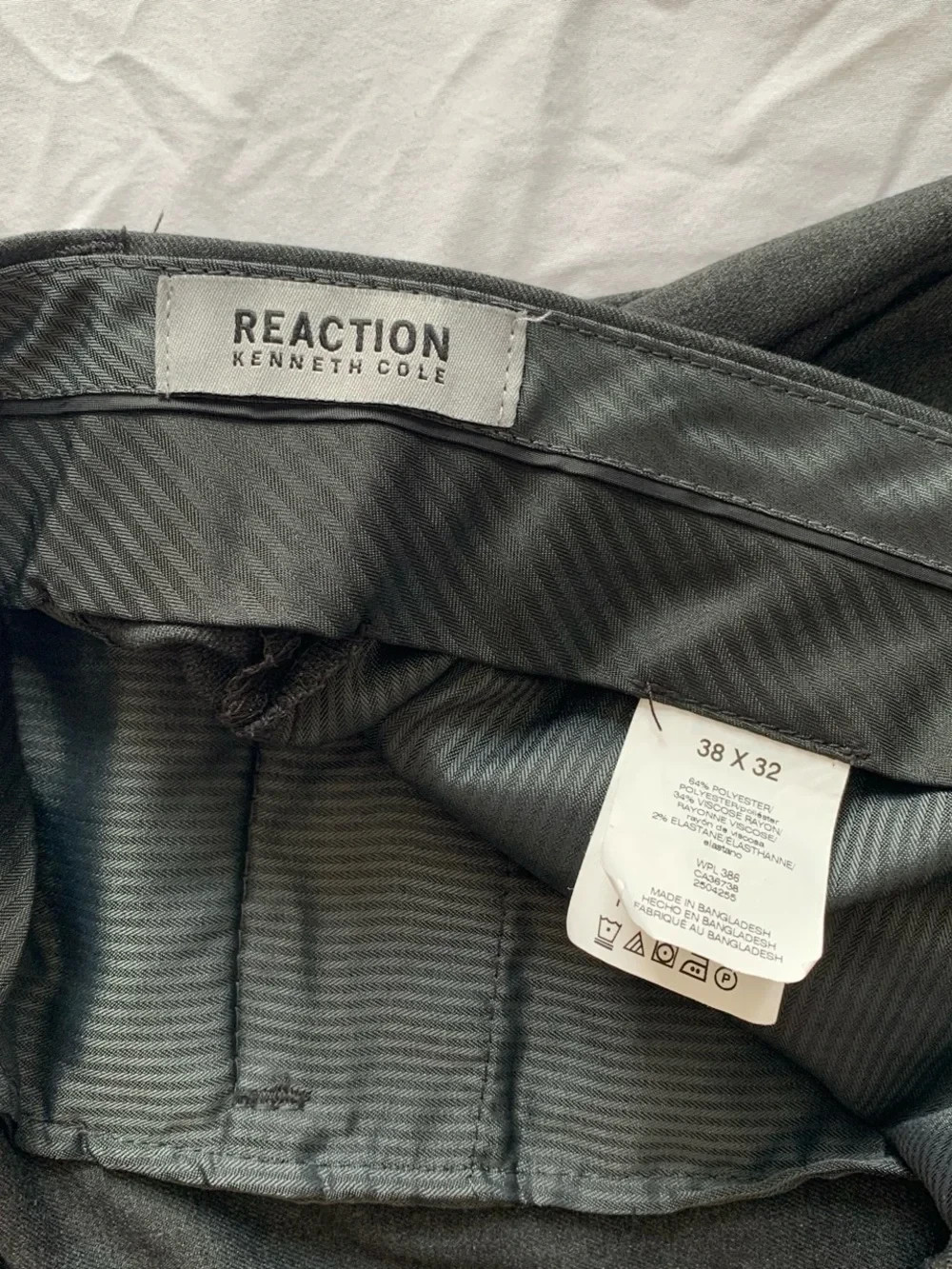 Men’s Gray Slim-Fit Stretch Dress Pants – Size 38W x 32L – Kenneth Cole Reaction