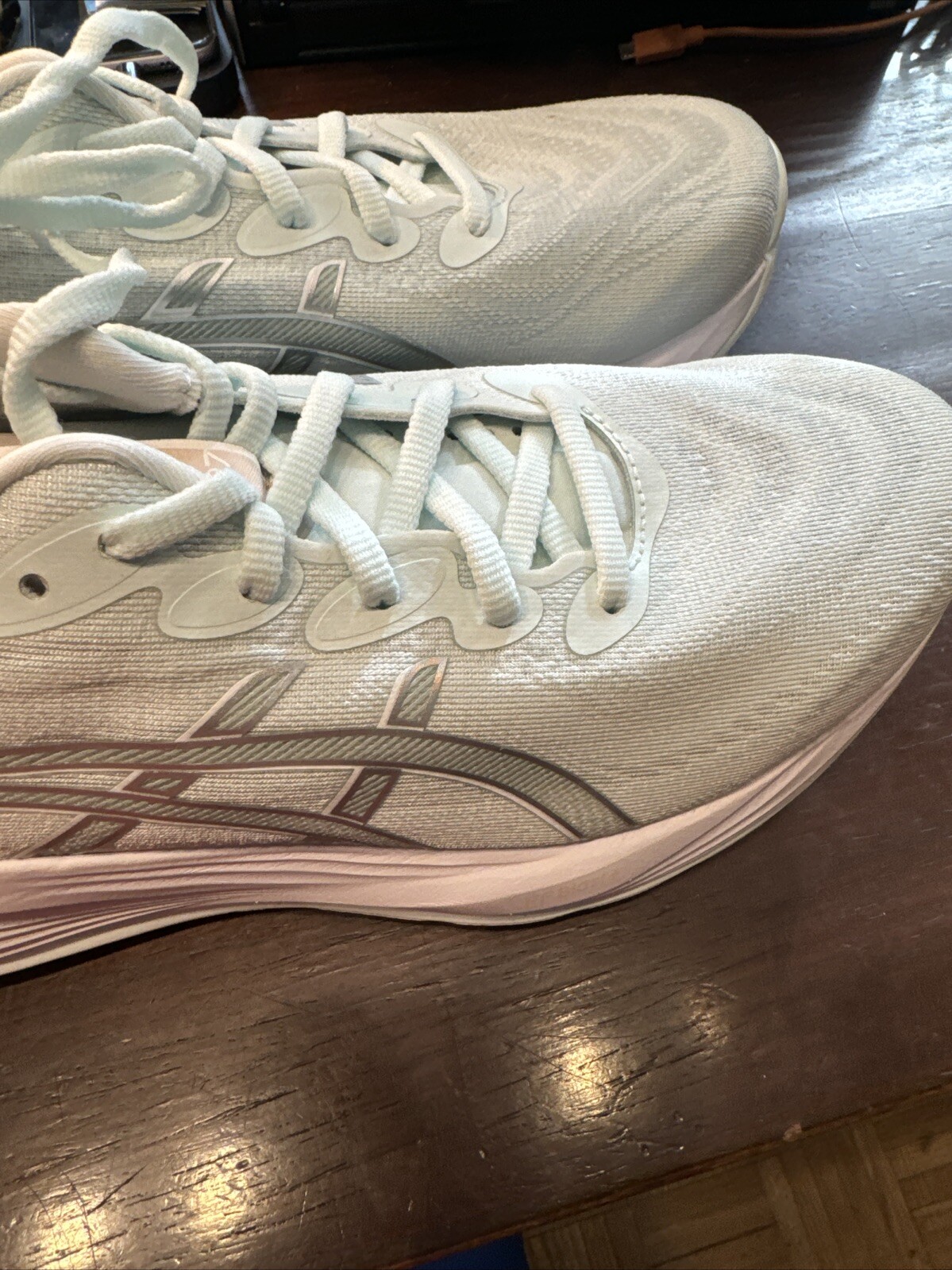 ASICS GEL-CUMULUS 27 011B792 002 Light Mint Green samples no size tags