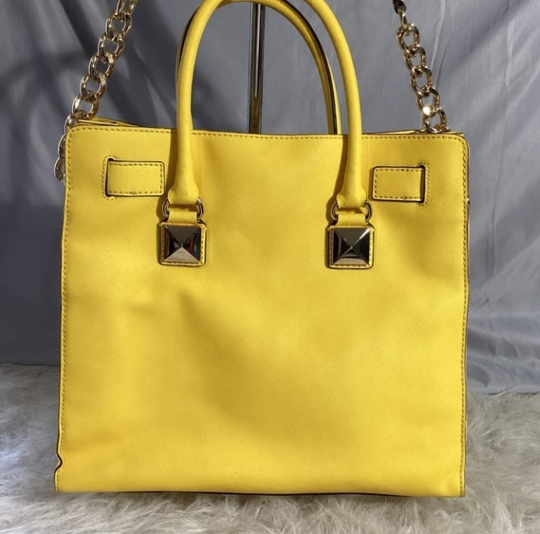 michael kors handbag Pyramid Hamilton