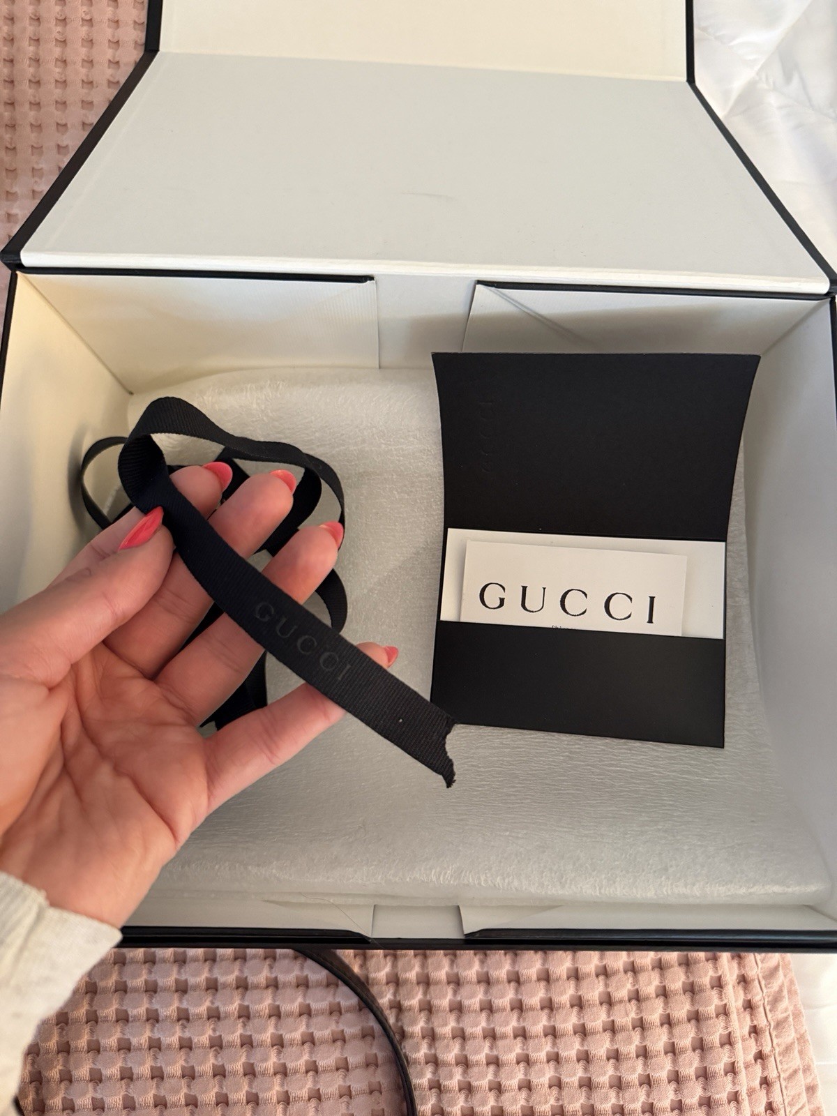 Gucci GG Marmont Black Chevron Quilted Crossbody Chain Strap Zip Gold Hardware