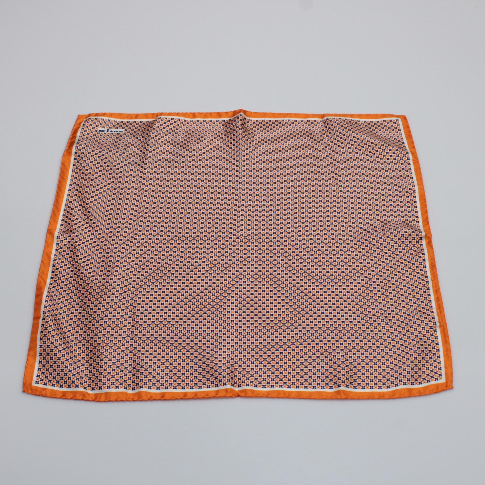 Kiton NWT 100% Silk Pocket Square In Orange & Blue Geometric Print Made in Italy