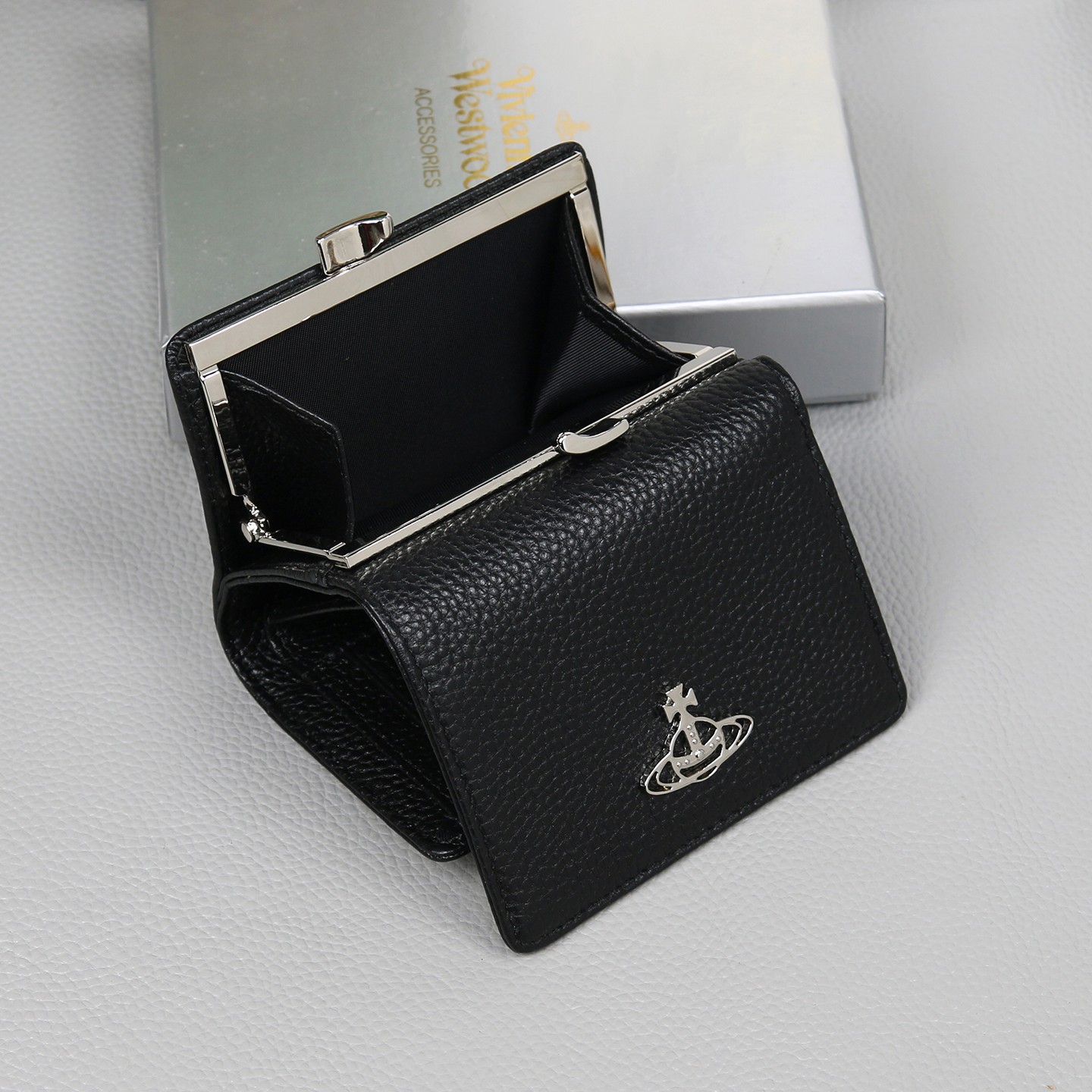 Vivienne Westwood Gamaguchi Trifold Wallet Black 11cm × 9cm × 3.5cm　