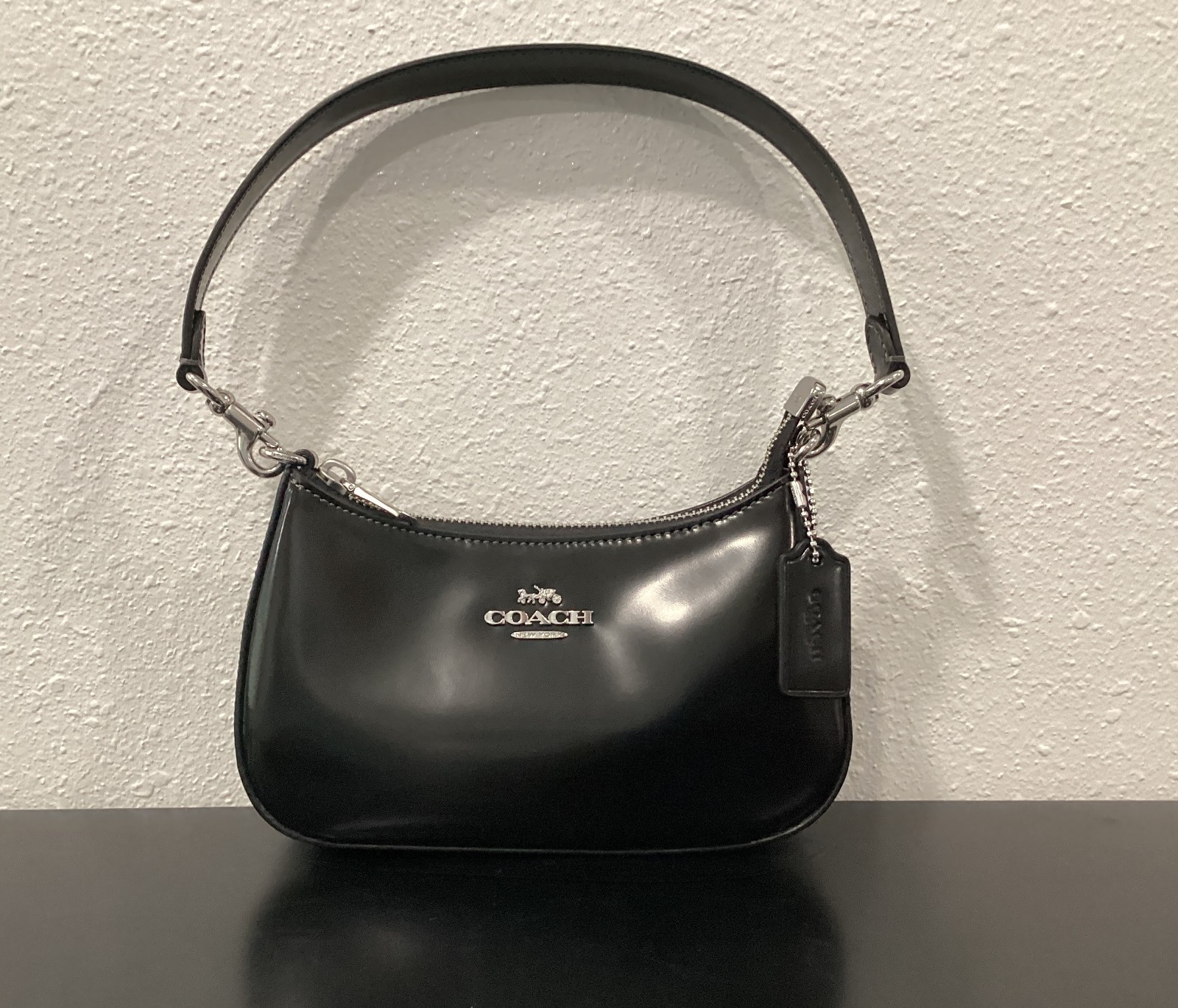 Coach Teri Mini CW310 Black 7.75″ x 4.75″ x 2.25″ Spazzolato Leather 2 Straps