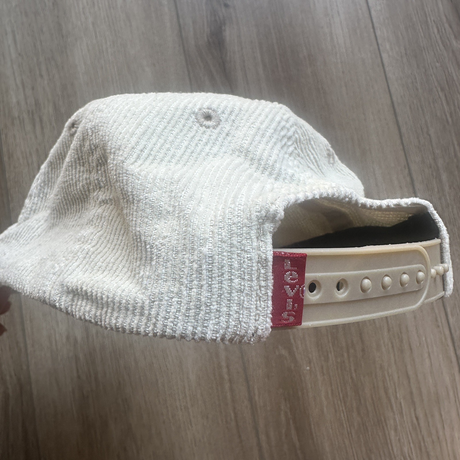Levi’s Beige Corduroy Baseball Cap Embroidered Logo Adjustable Strap 22 in.