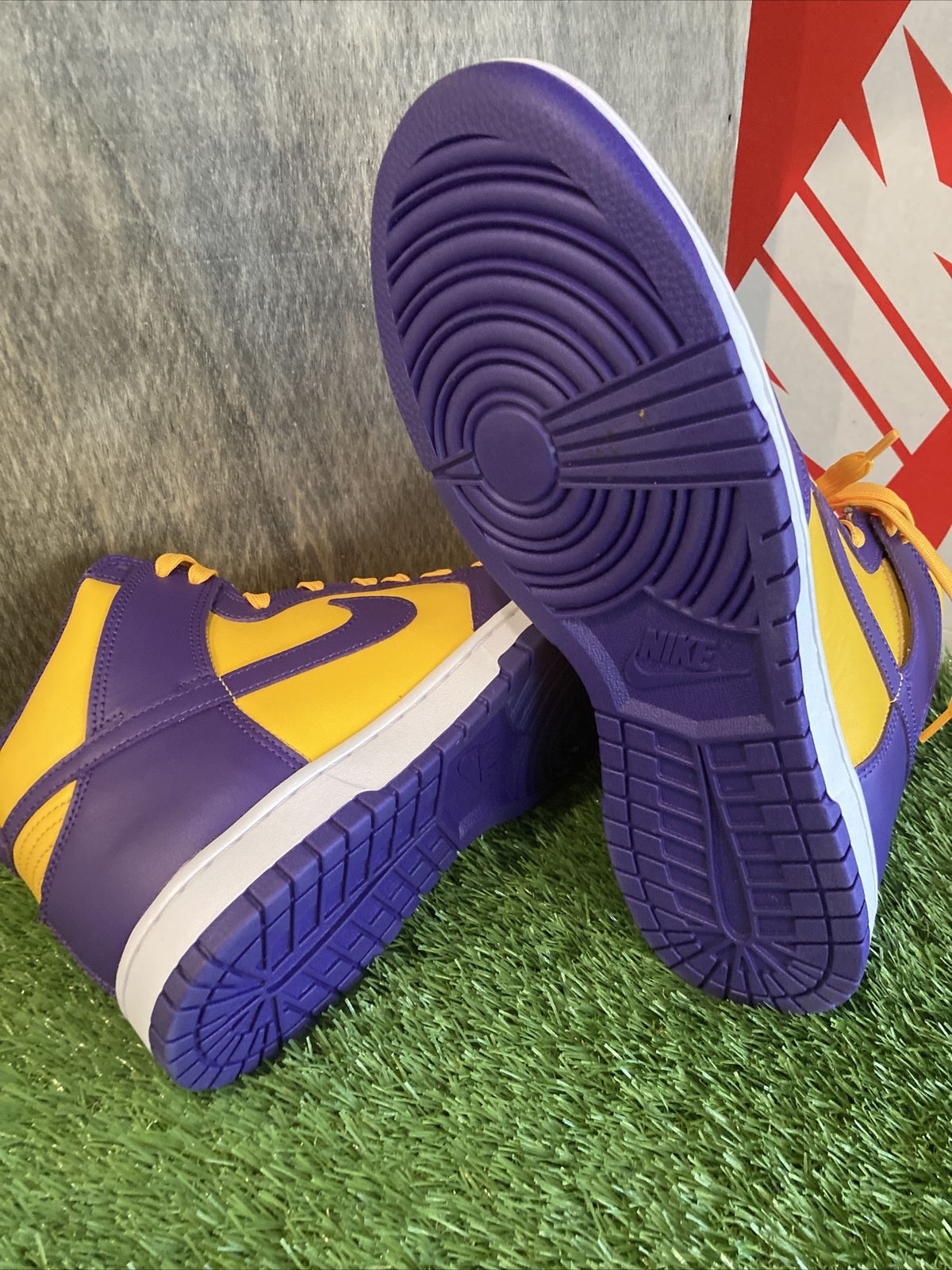 Nike Dunk High Lakers: DD1399-500 Size 10