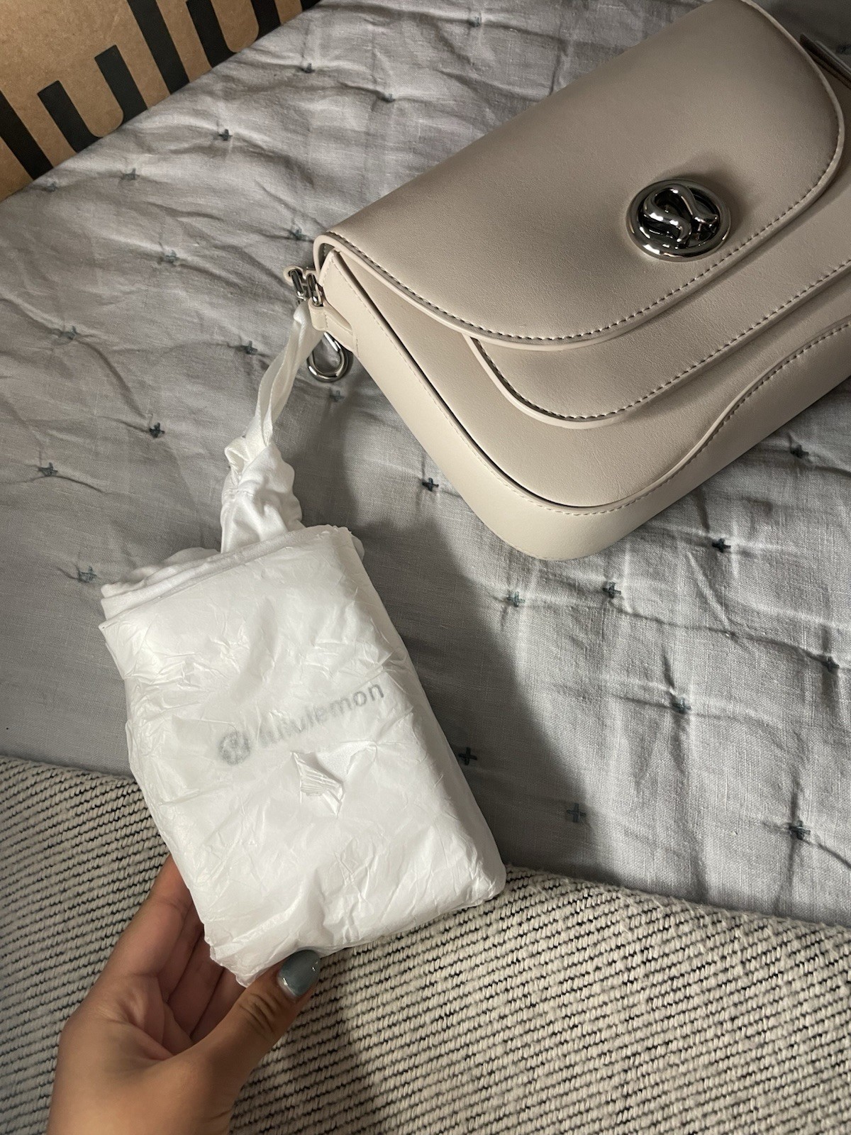 lululemon Women’s Beige Crossbody Bag MSRP $198