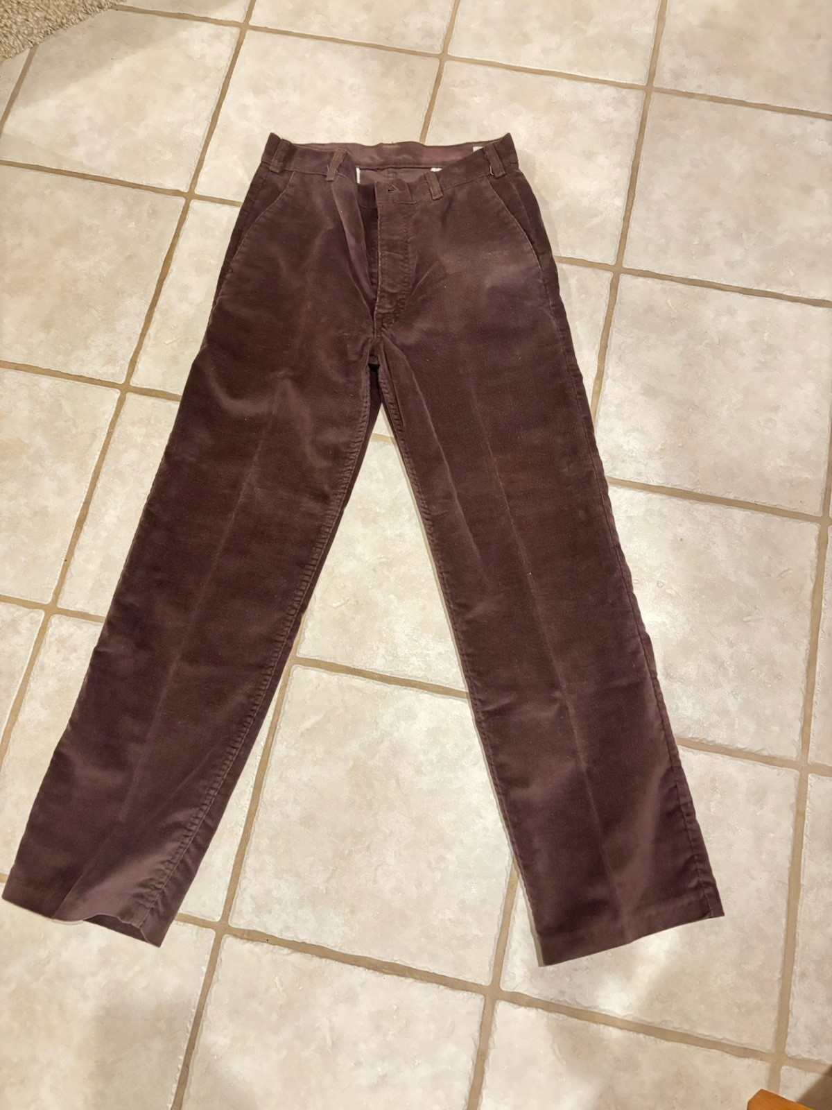 VTG Levi’s Movin’ On Brown Corduroy Pants 32W Straight Leg Flat Front