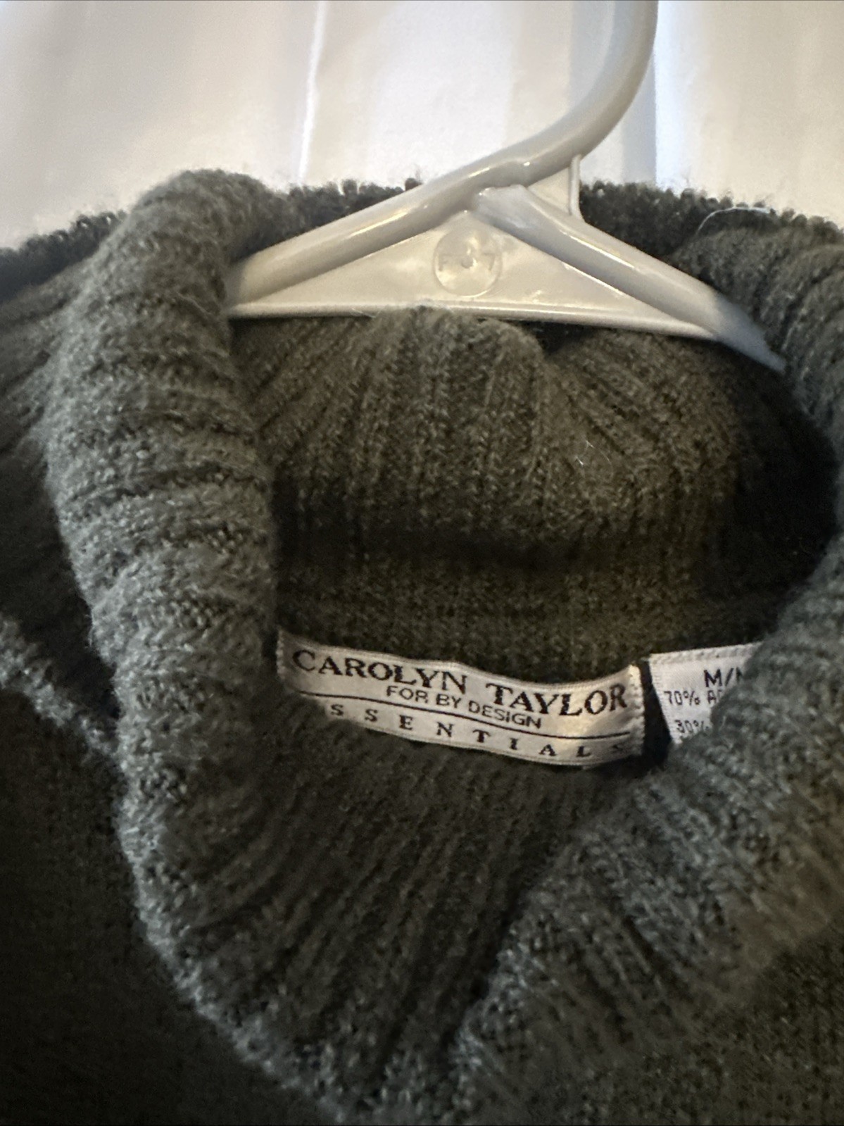 Carolyn Taylor Essentials Womens Olive Green Marl Turtleneck Sweater Medium