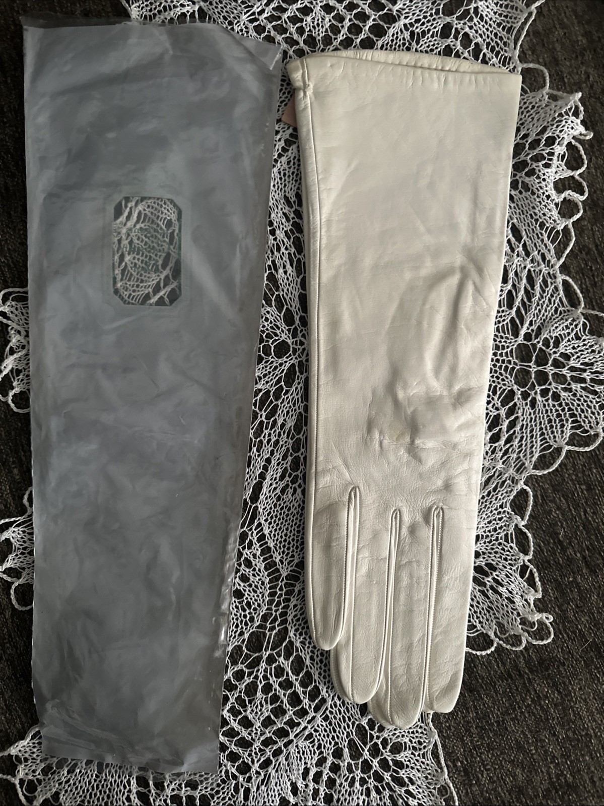 Vtg Christian Dior Lined White Leather Gloves 12” Made In France Size 7-1/4 NOS