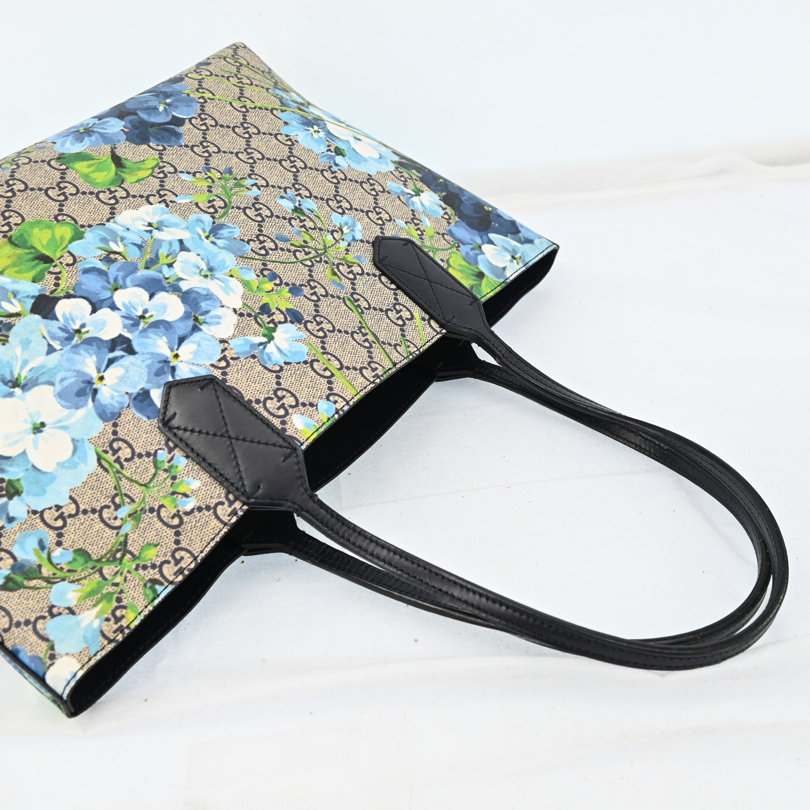 GUCCI Blooms Printed Tote Bag GG Reversible PVC Blue M1371YC804