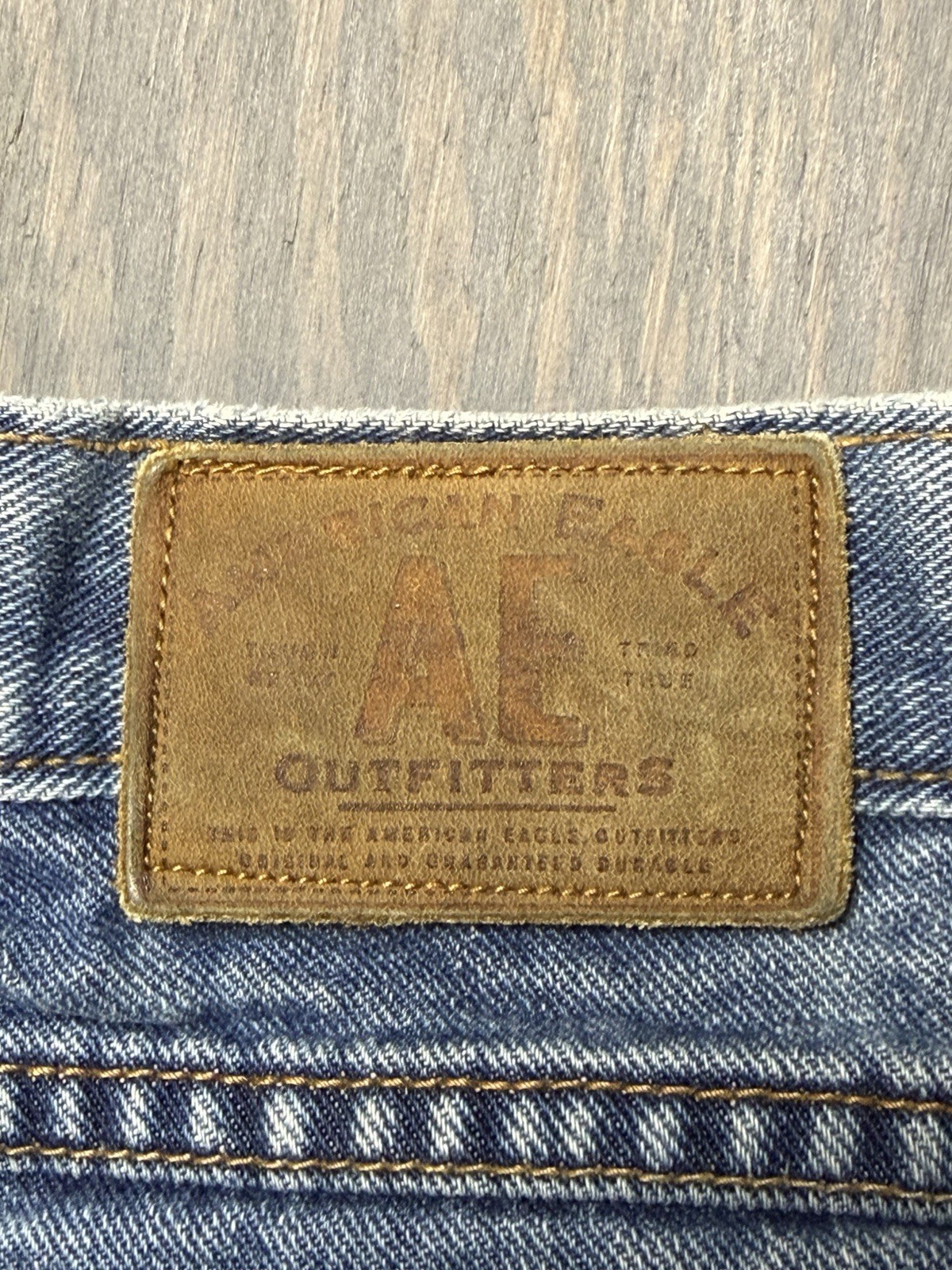 Authentic Mountain Blue Denim Vintage Carpenter Jeans American Eagle 34/30
