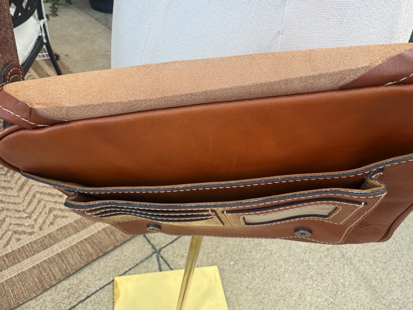 Patricia Nash Leather Crossbody Handbag Medium Brown Leather Adjustable Strap