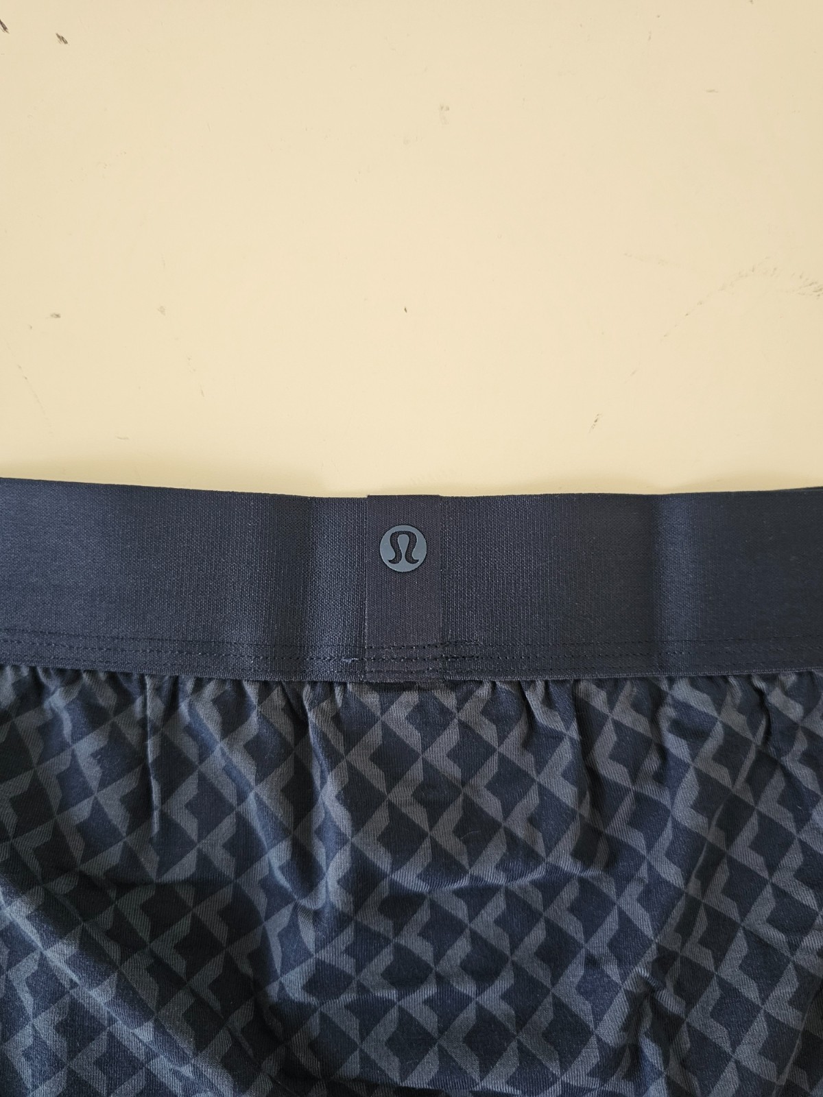 NIB LULULEMON Blue Grey Navy Ivory Always In Motion Boxer Brief 5″ Medium 5-Pack
