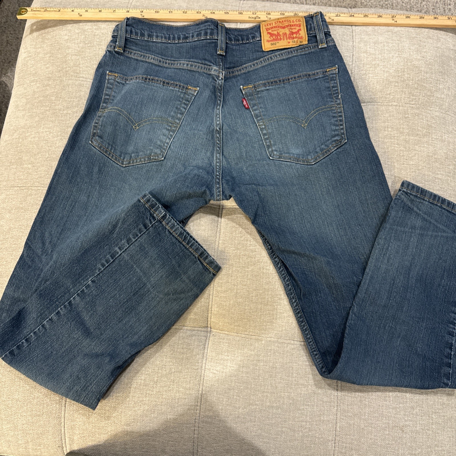 Levis 502 Taper Fit Mens Jeans 32×30 Medium Wash Blue Denim