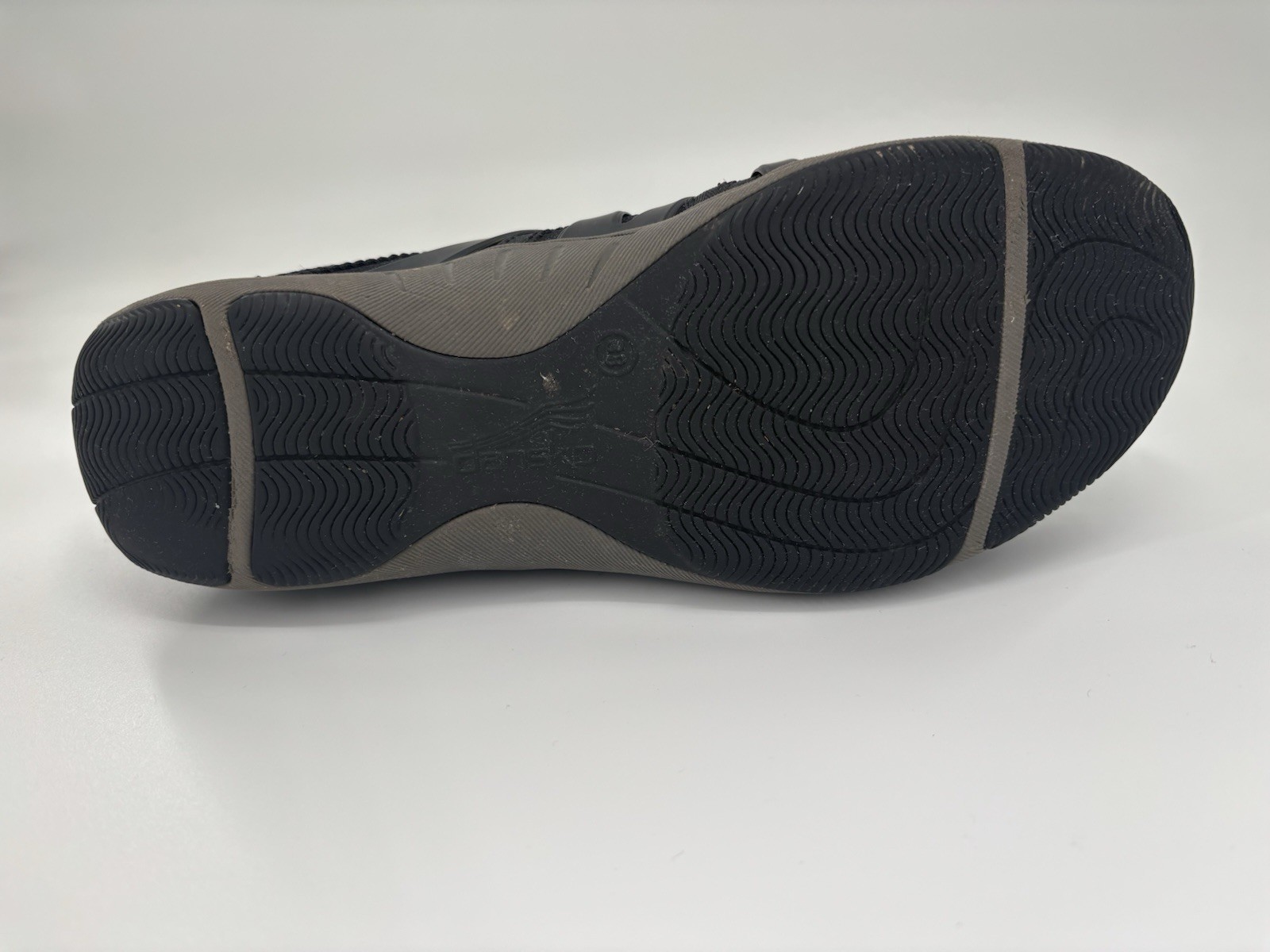 Dansko Women’s Henriette Comfort Support Sneaker Black Leather Suede EU 38