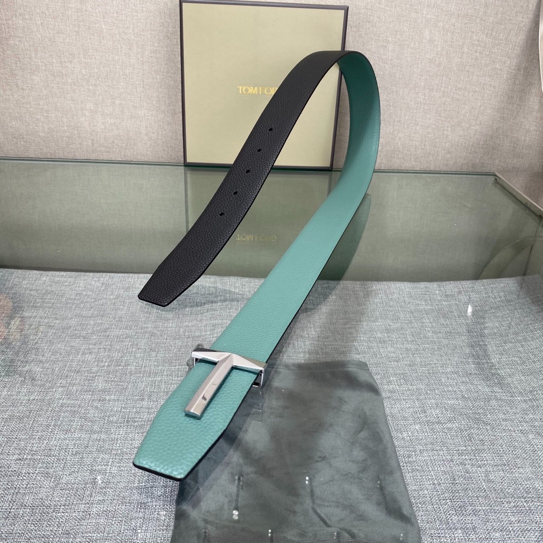 Tom Ford Green/Black Calfskin Reversible Belt Silvery Simple T Buckle