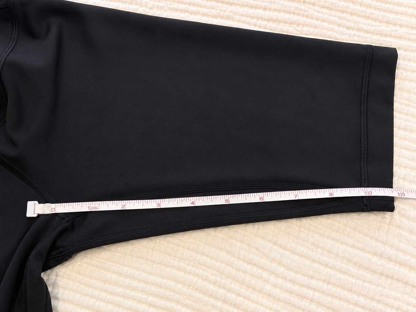 Lululemon Women’s Align Super High Rise Black Solid Biker Shorts 10″ Size 4