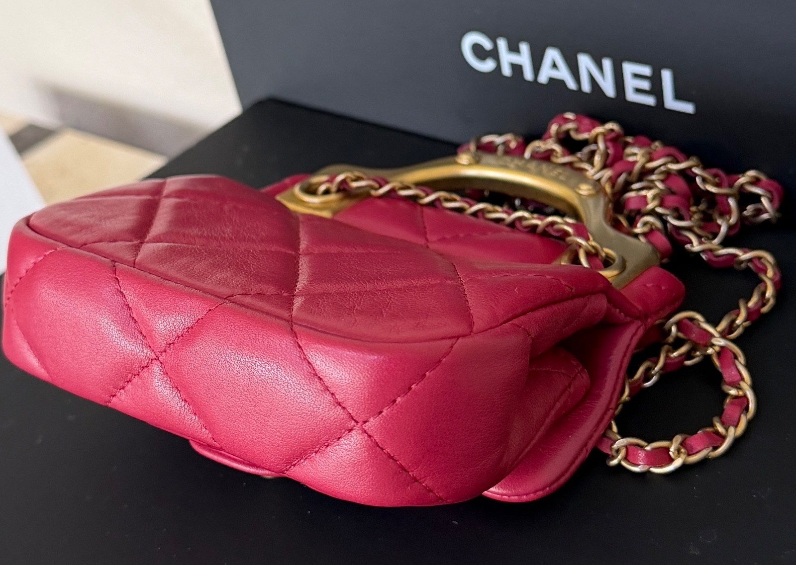 CHANEL FLAP CARD HOLDER WITH CHAIN PINK QUILTED CALFSKIN GOLD HARDWARE, 2021