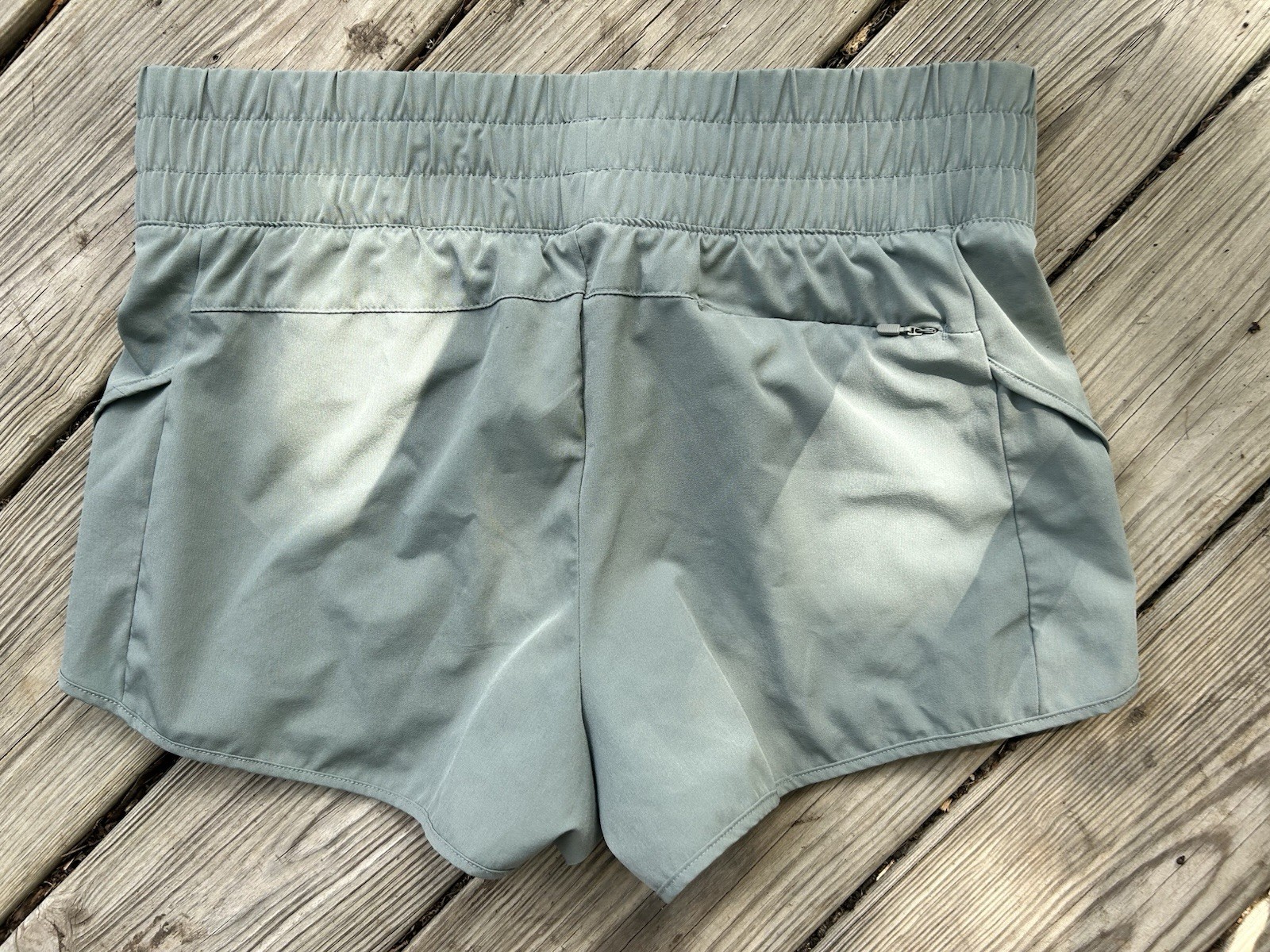 Avia Women’s Gray Solid Polyester/Spandex Athletic Shorts Elastic Waist M
