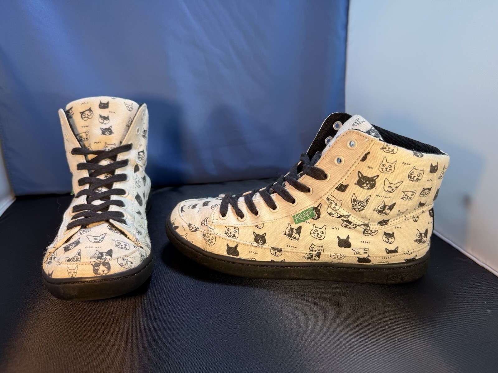 Keep Brand Tegan and Sara’s Hi Top Guerra Cat Print Shoes • Size US Women’s 5