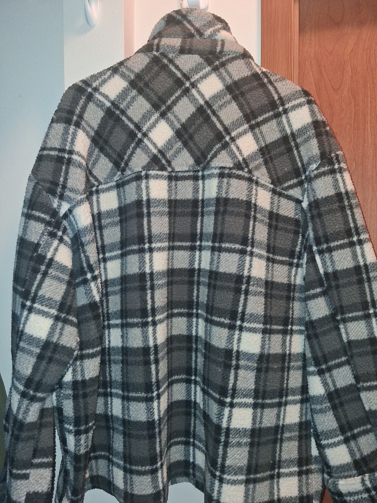 Women’s Gray/Black/White Plaid Button Jacket w/ Pockets, Collared, Mid-Length M