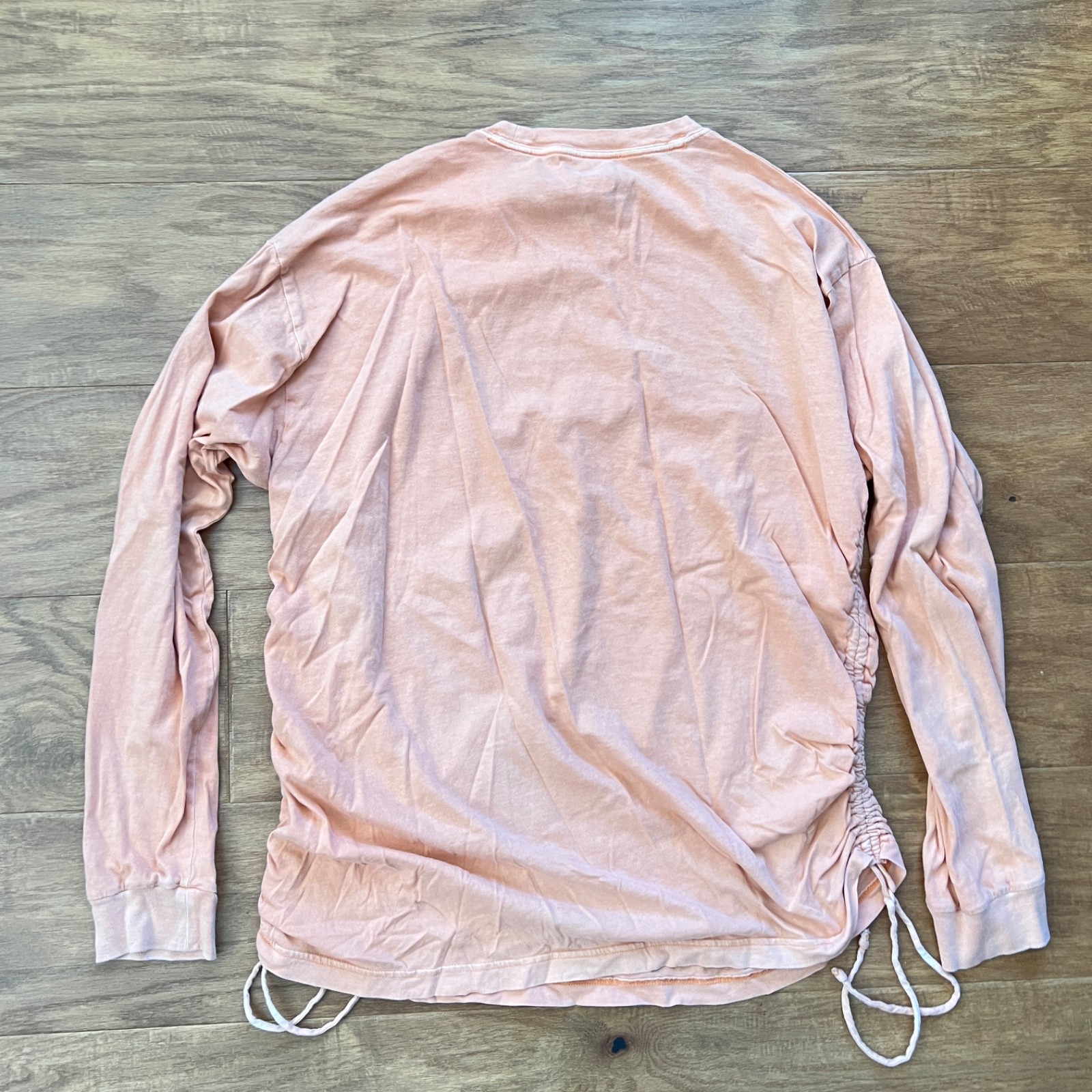 PINK Victoria’s Secret Ruched Long Sleeve Tee Size M Faded Orange
